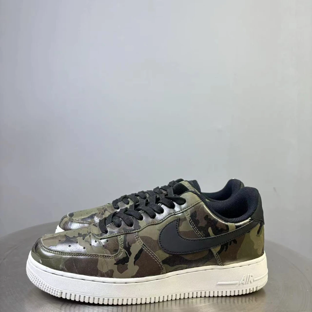 42码 Nike空军一号迷彩球鞋 非原盒 95新 市场价2000