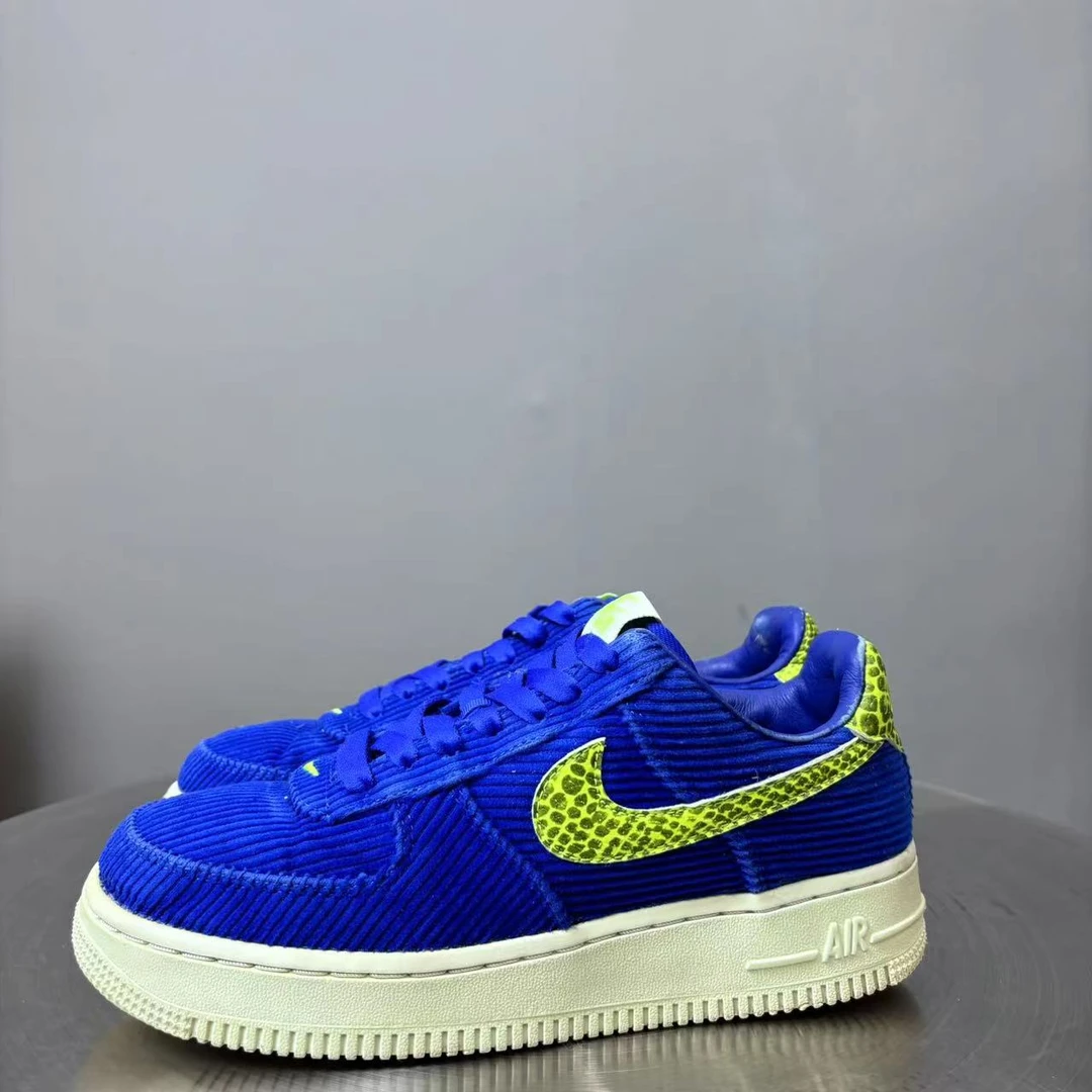 36.5码 Nike空军一号灯芯绒 蓝色球鞋 非原盒 9新 市场价1500