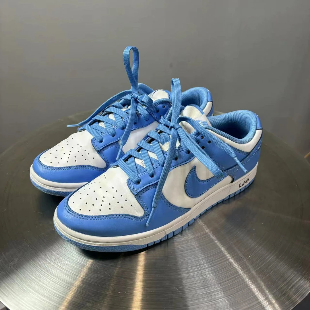 43码 Dunk大学蓝球鞋 非原盒 9新 市场价1999
