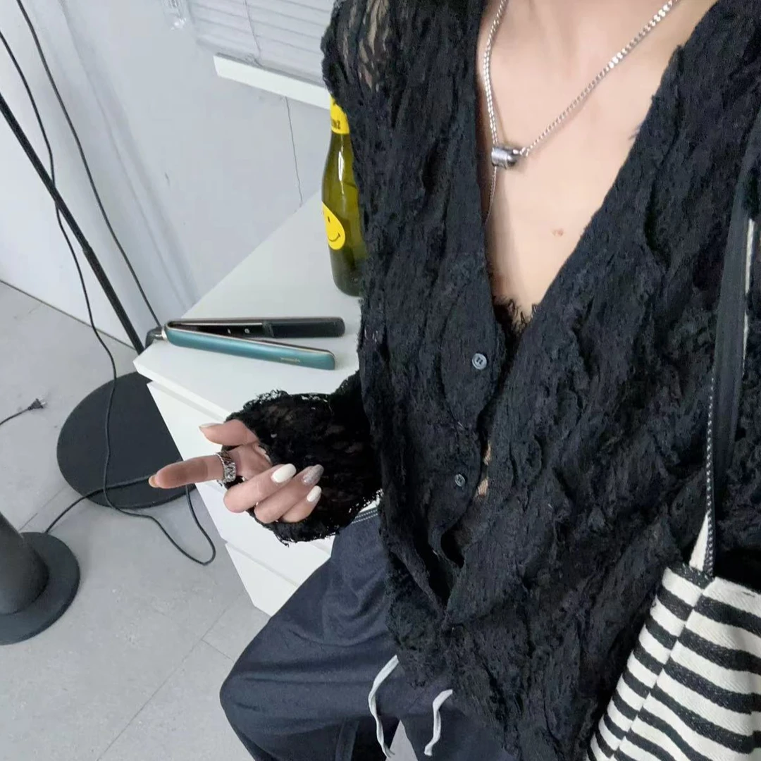 SISTERS【高品精致】黑曜蕾丝百搭高级小衫【衣长60CM胸围60CM】