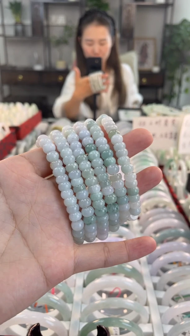 【闪购商品】翡翠手串未镶嵌8M算盘珠 多样性发一