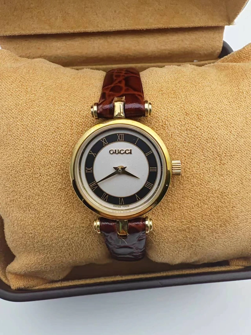 95新 GUCCI/古驰 《H》女士时装系列手表YW1818