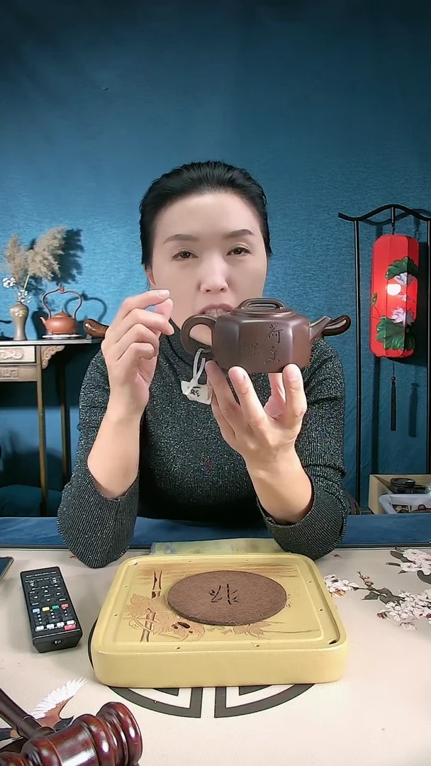 【闪购商品】紫砂茶壶六方井栏