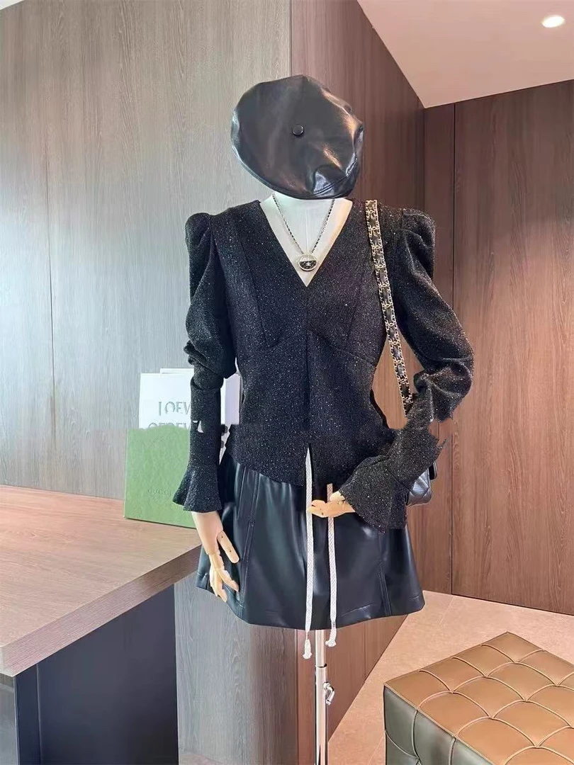 肉肉家*大码闪钻V领百搭打底衫