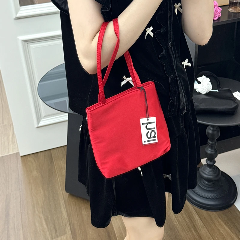 【公子雯】丝绸包真丝手提包小众复古女Jennie同款单肩手机小方包