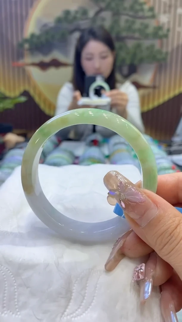 【闪购商品】翡翠手镯未镶嵌99923975