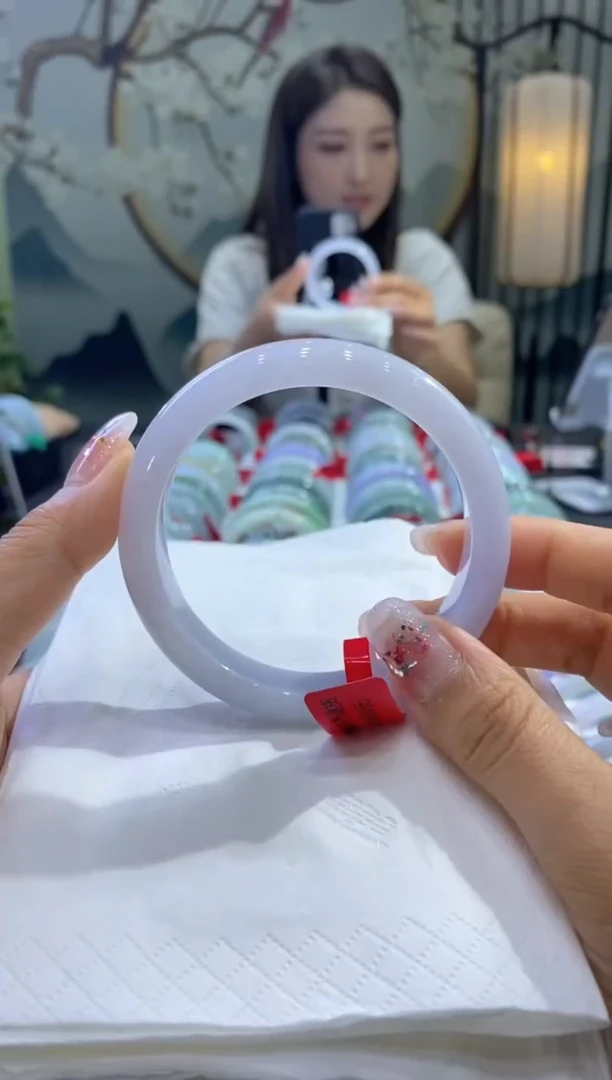 【闪购商品】翡翠手镯未镶嵌99902269