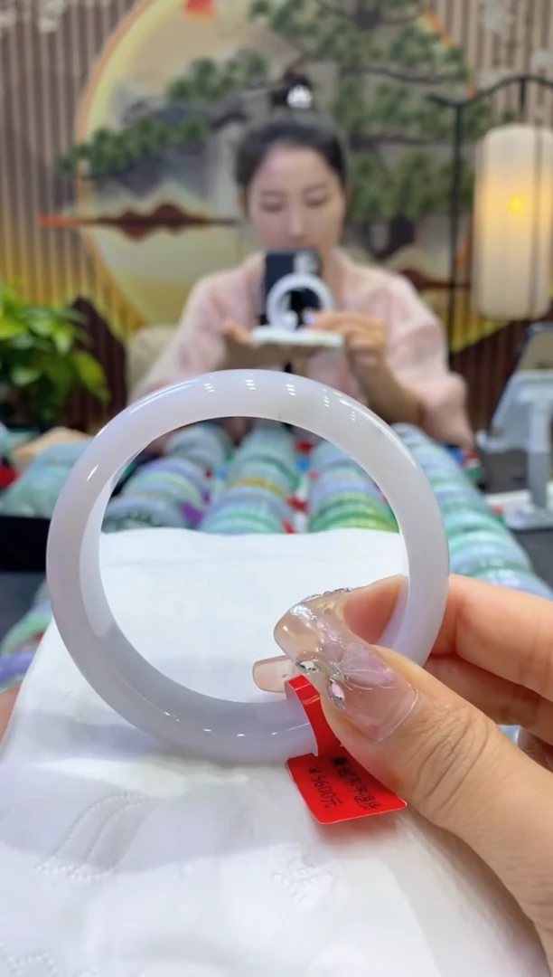 【闪购商品】翡翠手镯未镶嵌99904242