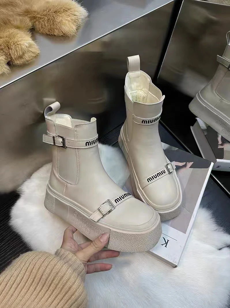 雪地棉时尚百搭厚底女靴秋冬加绒皮面275-5