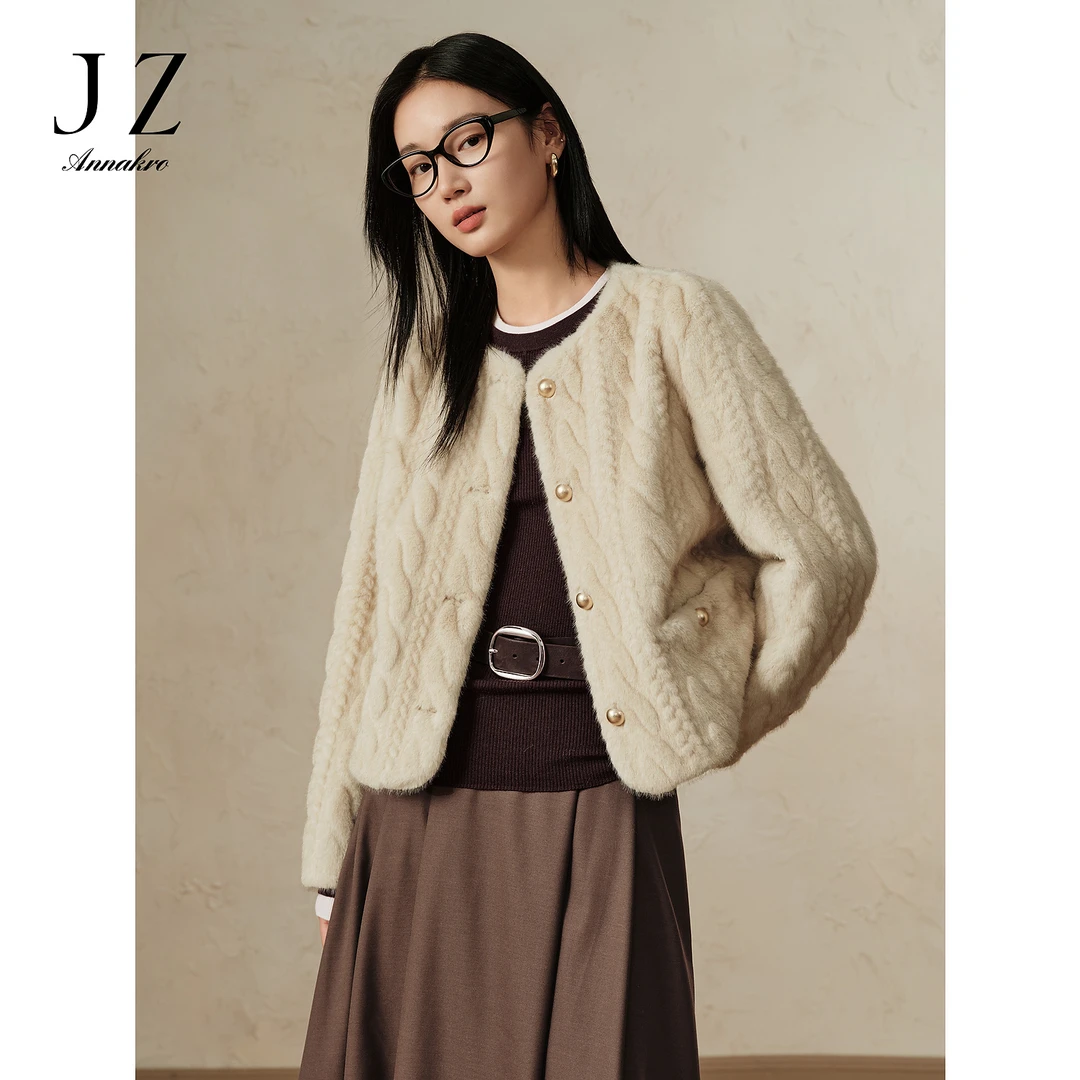 玖姿安娜蔻清冷千金风立体花纹肌理毛绒短款外套女2024冬季款
