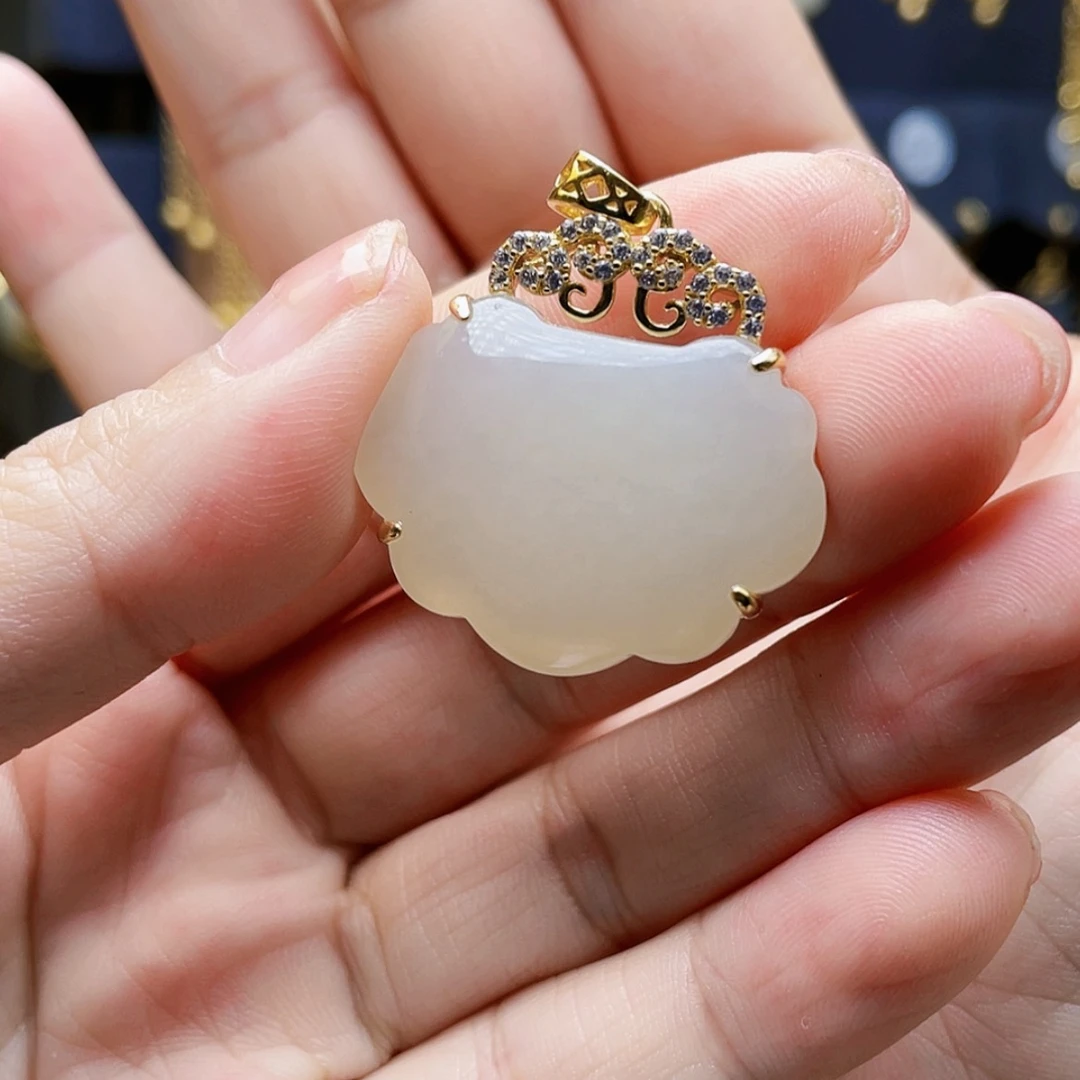 【闪购商品】和田玉吊坠(赠链)银S925镀金镶嵌