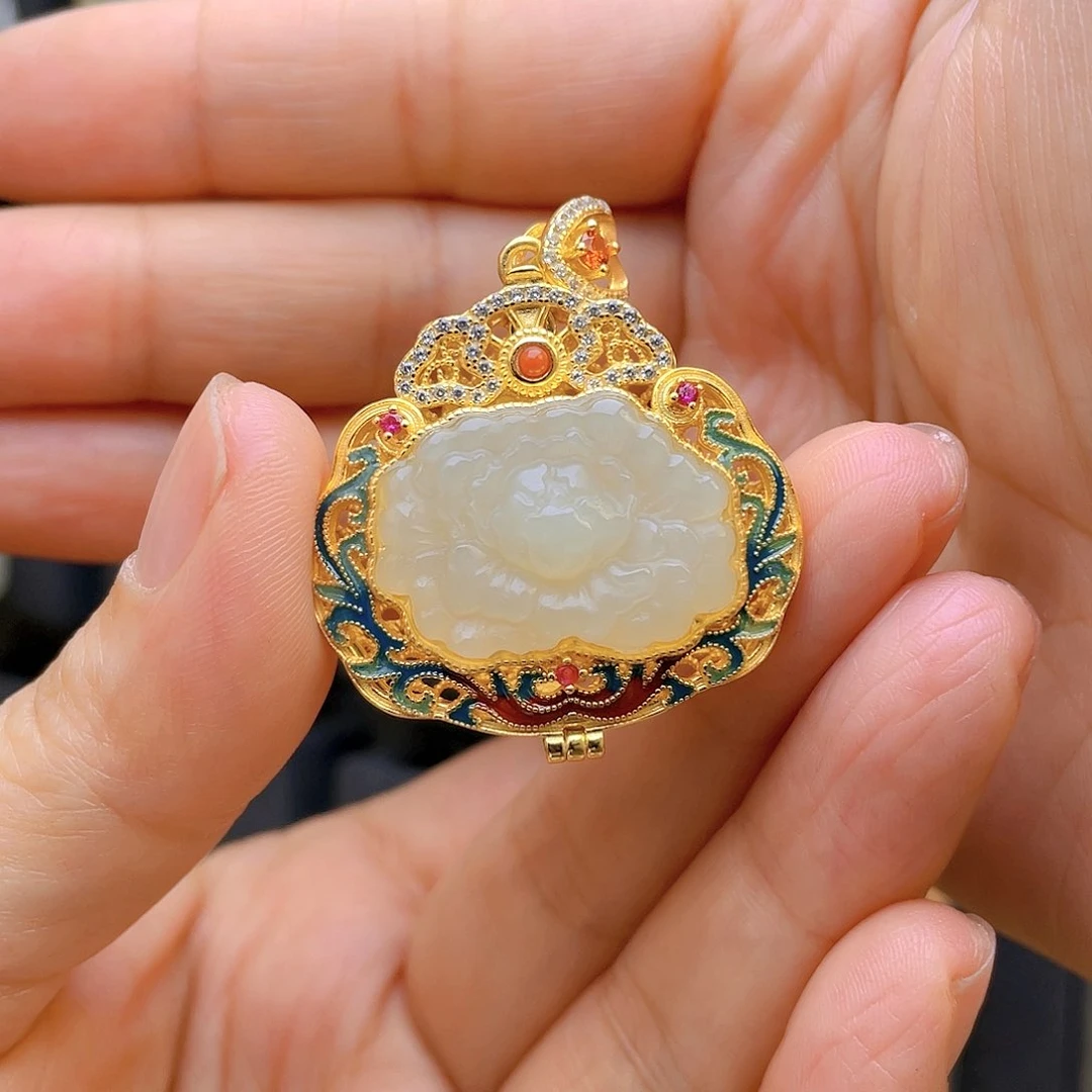 和田玉颈饰银S925镀金镶嵌