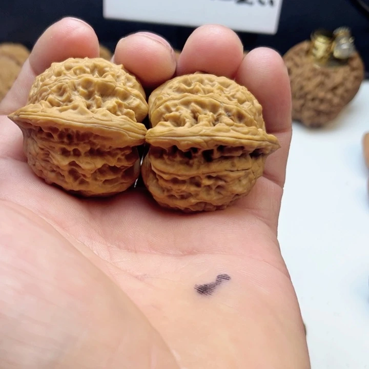 柏香籽/百香籽把件A****。