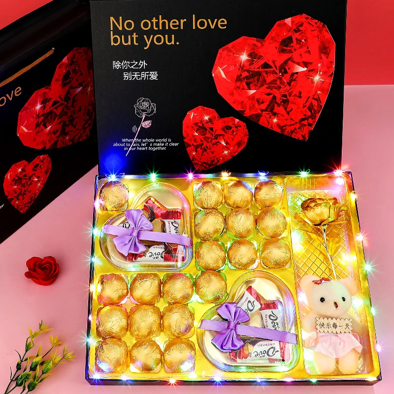 38情人节糖果巧克力礼盒棒棒糖送男女朋友夹心爱心手提压片糖新款
