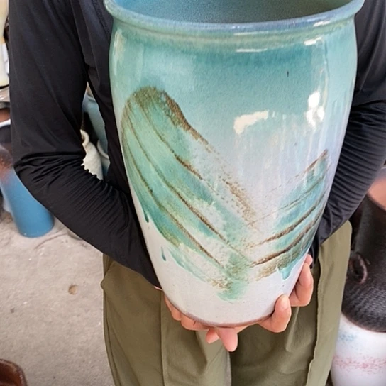紫砂花盆口20高31,微瑕