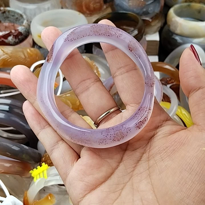 玛瑙/玉髓手镯未镶嵌