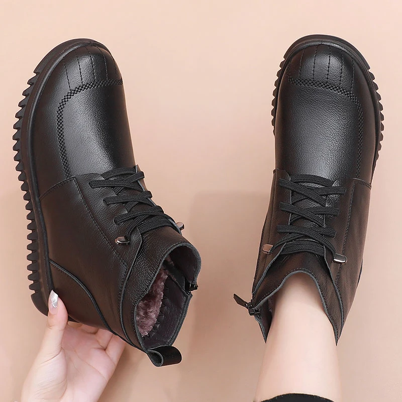 真皮妈妈棉鞋女冬加绒加厚中年短靴女皮鞋中老年保暖鞋防滑老人鞋