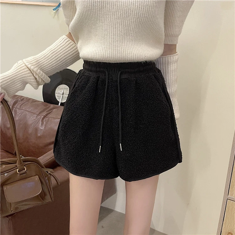 小香风休闲裤女秋冬韩版宽松松紧腰仿羊羔毛阔腿短裤外穿打底靴裤