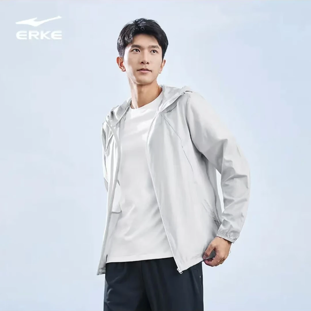 鸿星尔克泡泡冰2.0秋冬男士户外薄款防泼水防晒衣51224101062-cp