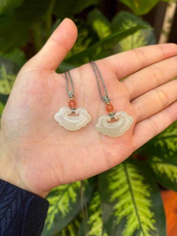 2620和田玉如意锁约16.1*25.0*5.0多样性发其一