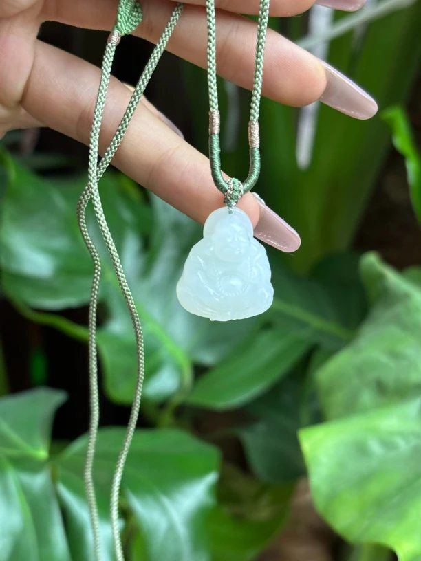 2507 和田玉俄料佛公吊坠 多样性发其一