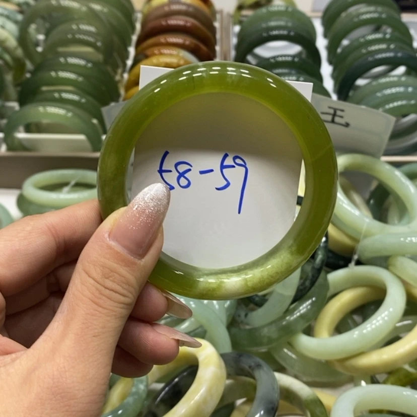 【闪购商品】蛇纹石玉手镯未镶嵌163