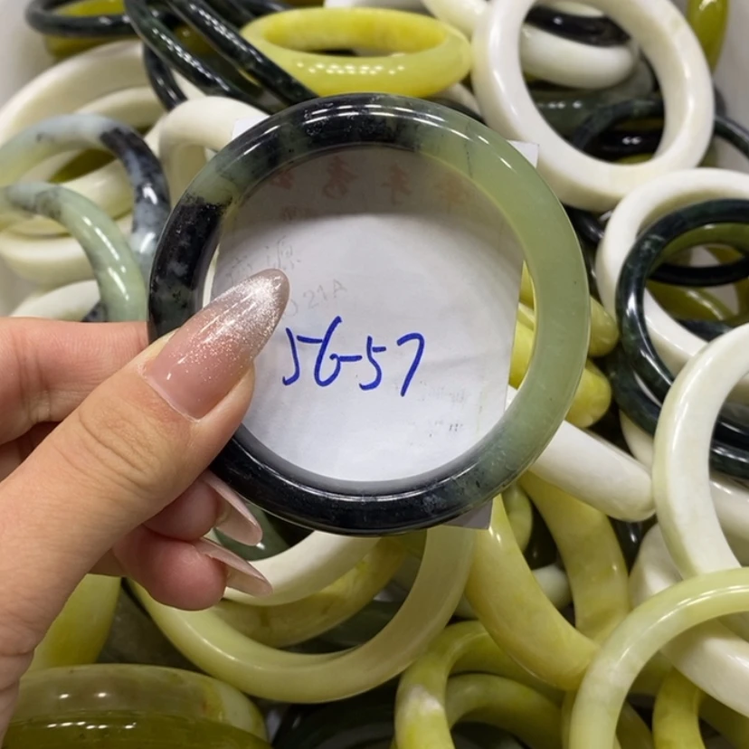 【闪购商品】蛇纹石玉手镯未镶嵌15