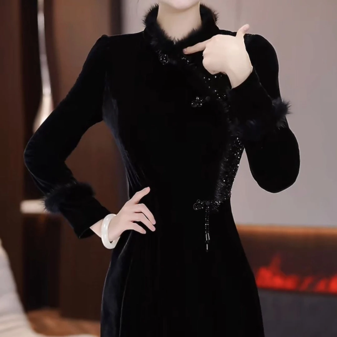 高级卡丹绒气质新中式国风改良版旗袍裙2024冬季新款加厚加绒旗袍