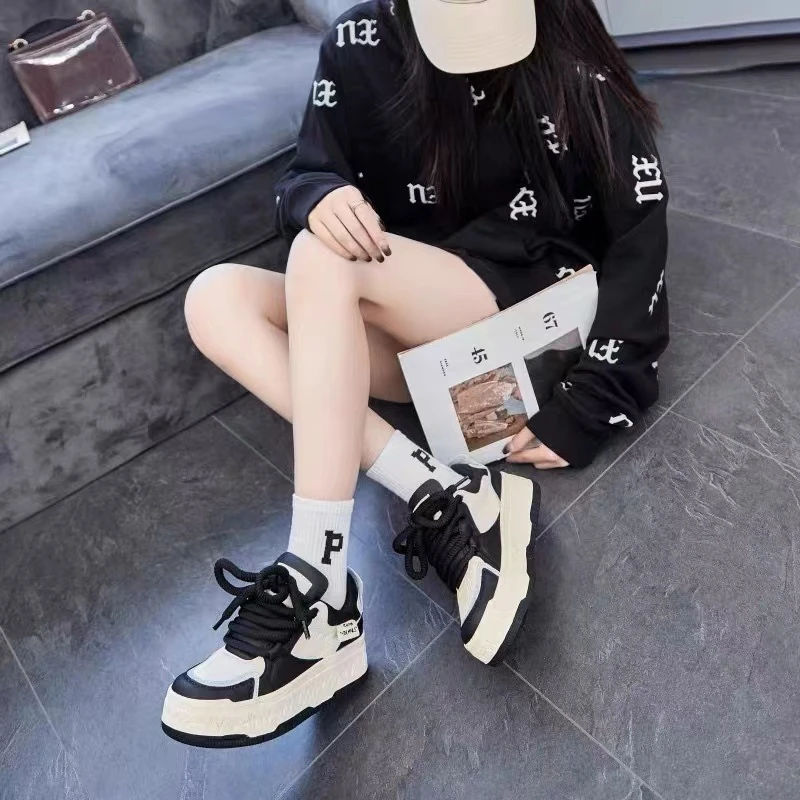 品牌断码轻奢百搭休闲咖品女鞋