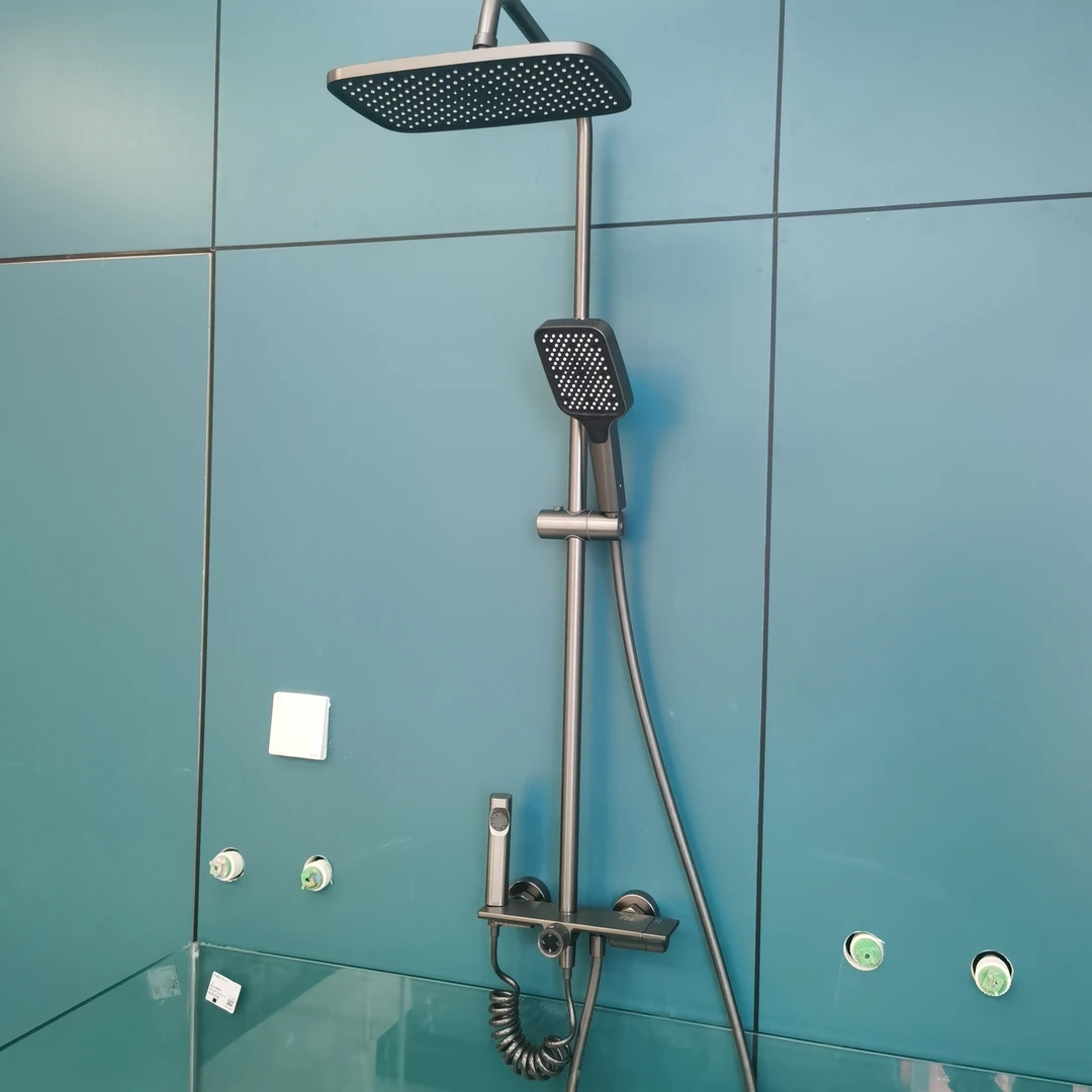 全铜铸造枪灰四档瀑布花洒大硅胶淋浴器