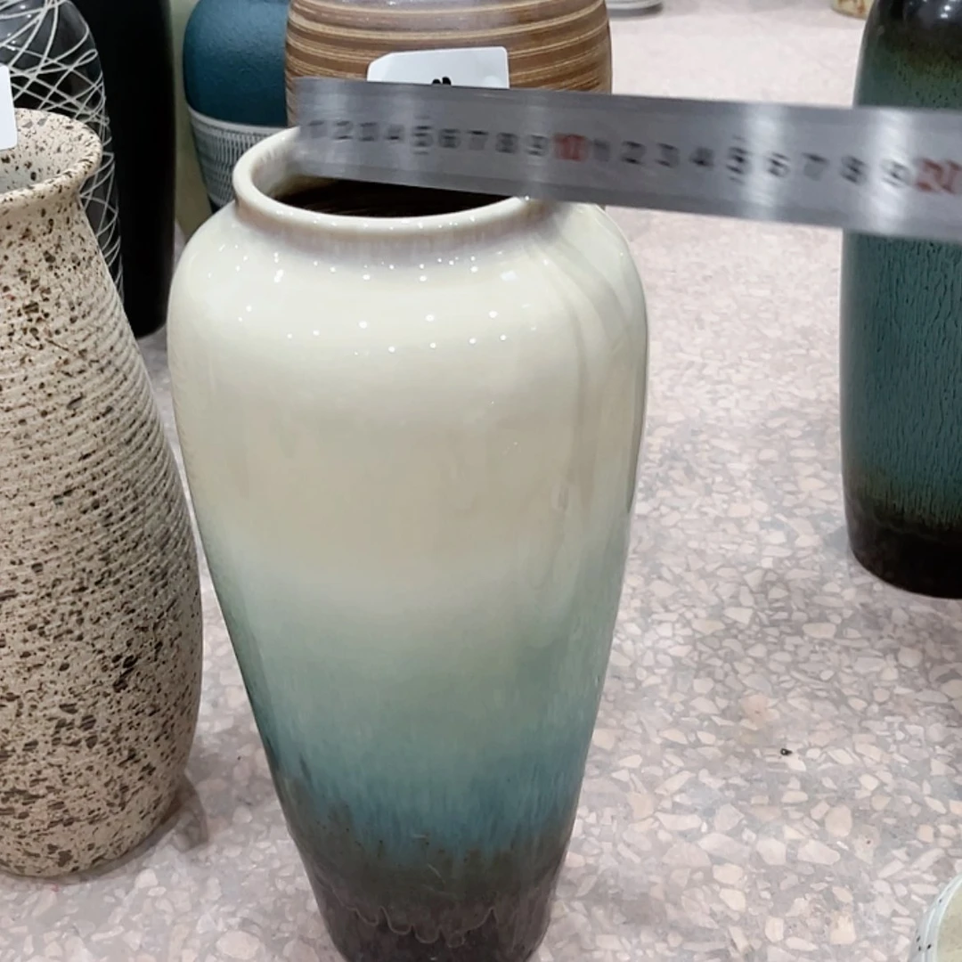 【闪购商品】陶瓷瓶微瑕高32口8.5
