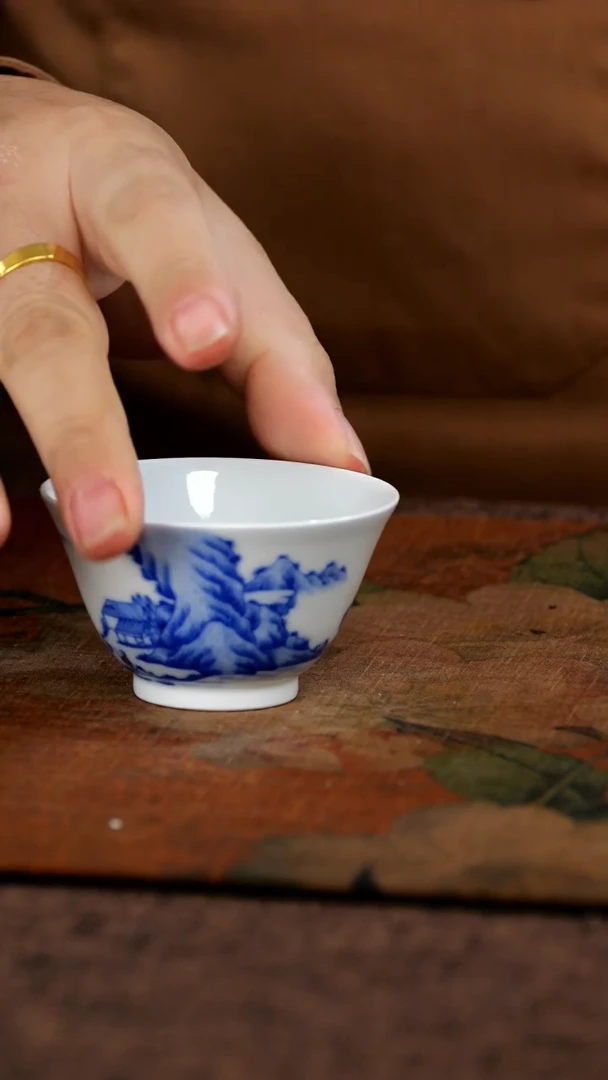 【闪购商品】翎溪堂 景德镇手绘青花山水小杯