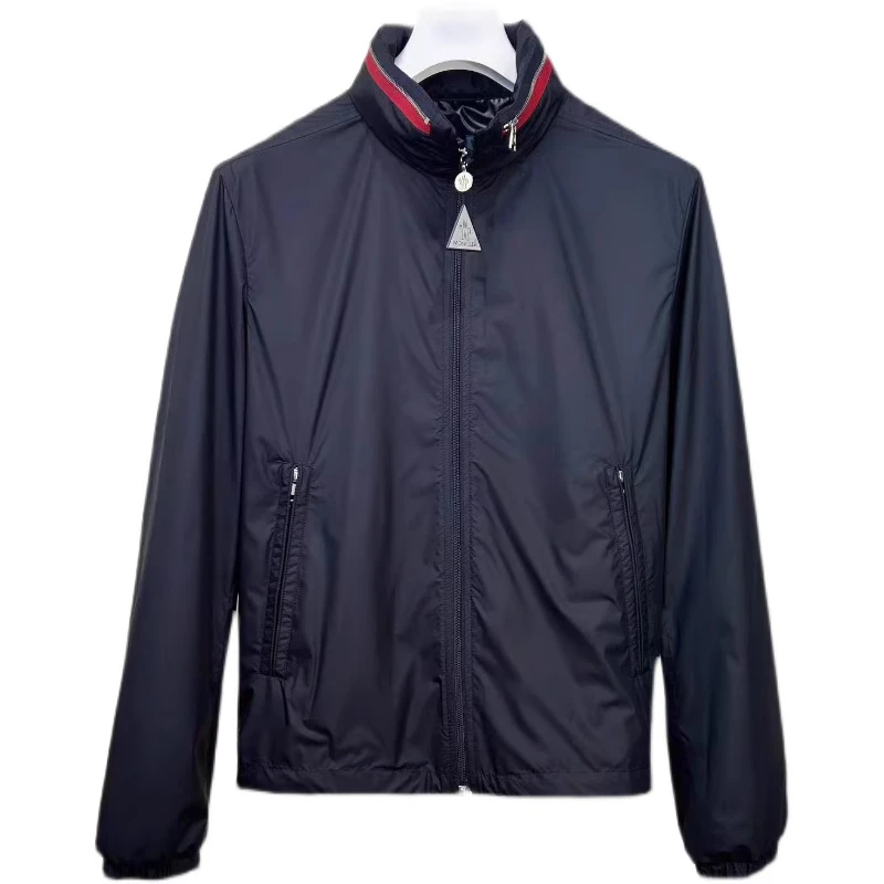 全新未使用 MONCLER 全新未使用三色彩条带帽男士夹克外套1A00161