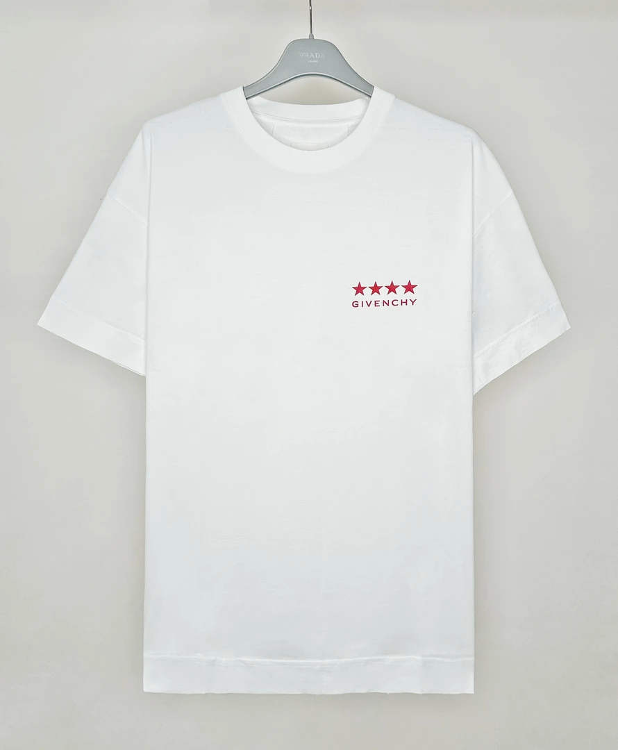 全新未使用 Givenchy/纪梵希 YZM24夏胸口五星短袖BM71JA3YJ5 083