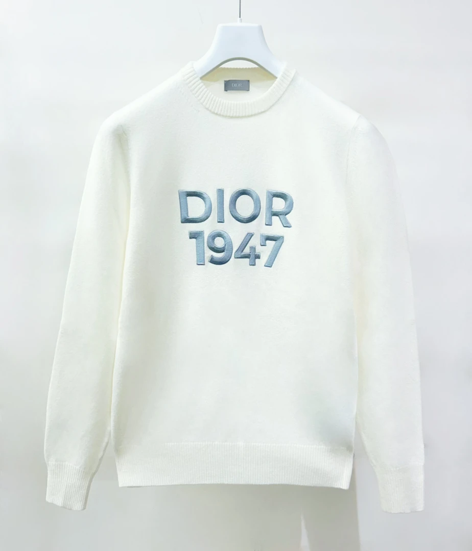 全新未使用 DIOR/迪奥 YZ 胸前字母刺绣圆领卫衣413M653AT759 045