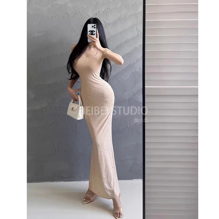 M5535重工镶钻吊带连衣裙女夏季亮闪闪性感纯欲风长裙收腰包臀裙