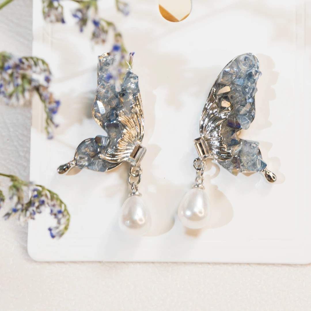 铜合金锆石耳饰 S925 蝴蝶银色轻奢耳钉仙气少女古风超仙优雅