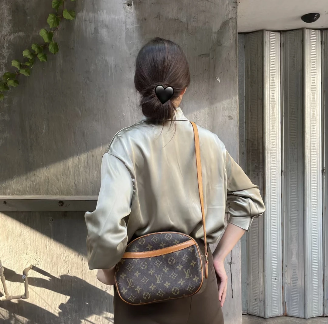 95新 LouisVuitton/路易威登 Lv苹果斜挎包972057