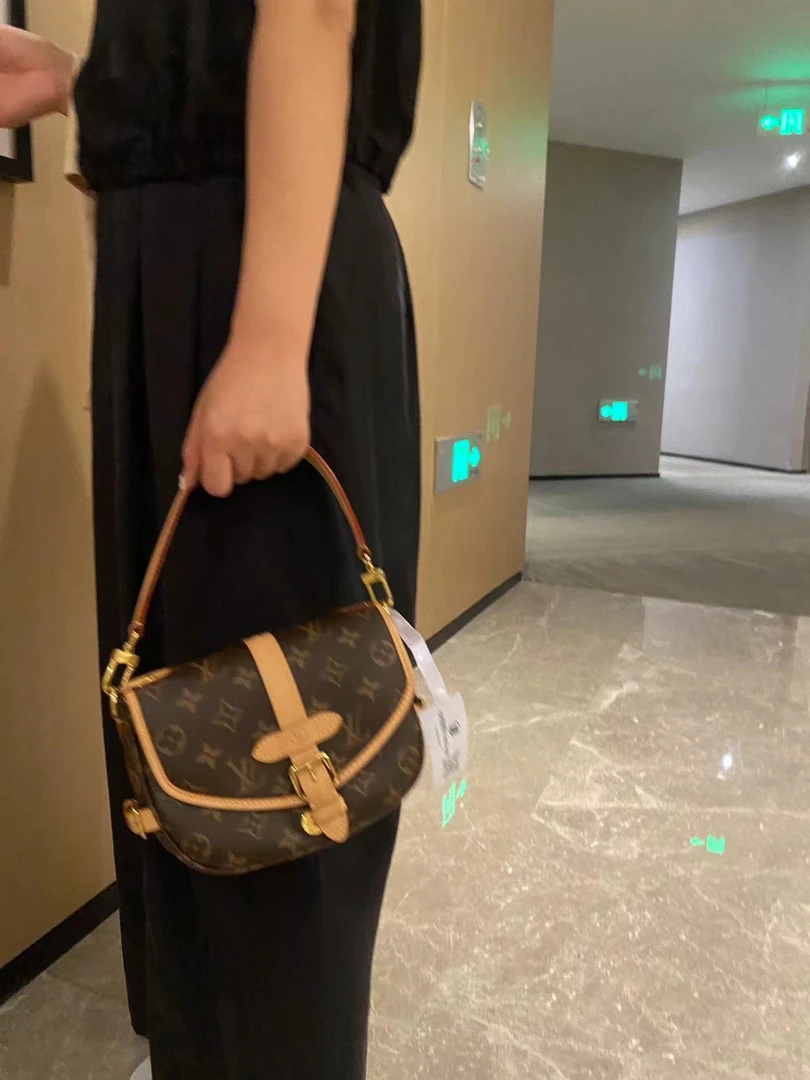 95新 LouisVuitton/路易威登 LV老花双子星11.6包展