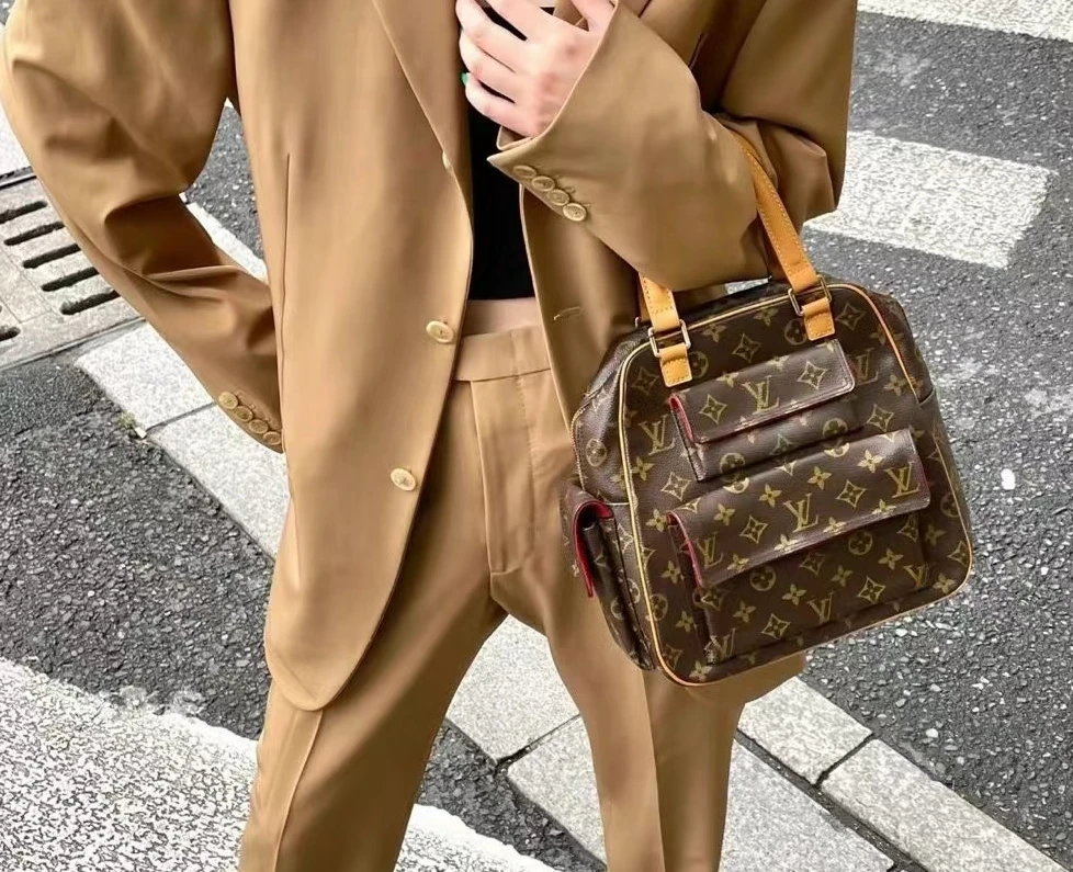 95新 LouisVuitton/路易威登 lv竖版骆驼包 1125包展
