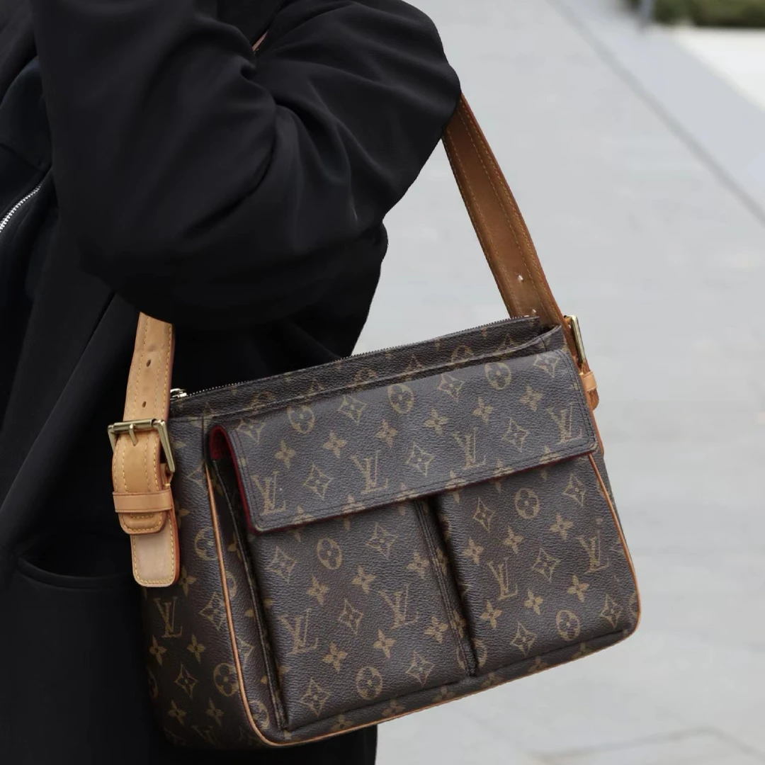 95新 LouisVuitton/路易威登 LV骆驼单肩包971905