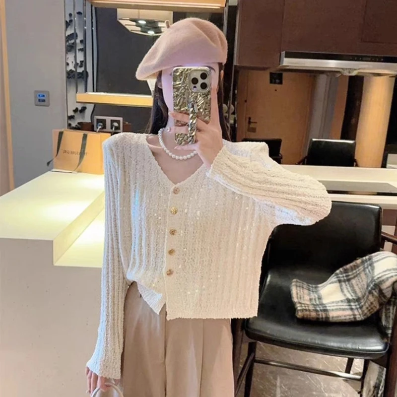 小香风轻奢千金风名媛亮片V领针织开衫女秋装上衣打底衫秋冬8071