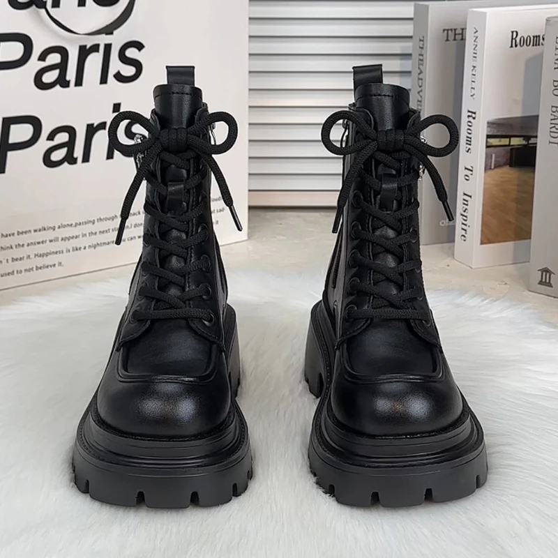 2024年秋季新款马丁靴女士英伦风厚底8厘米时尚百搭网红爆款短靴