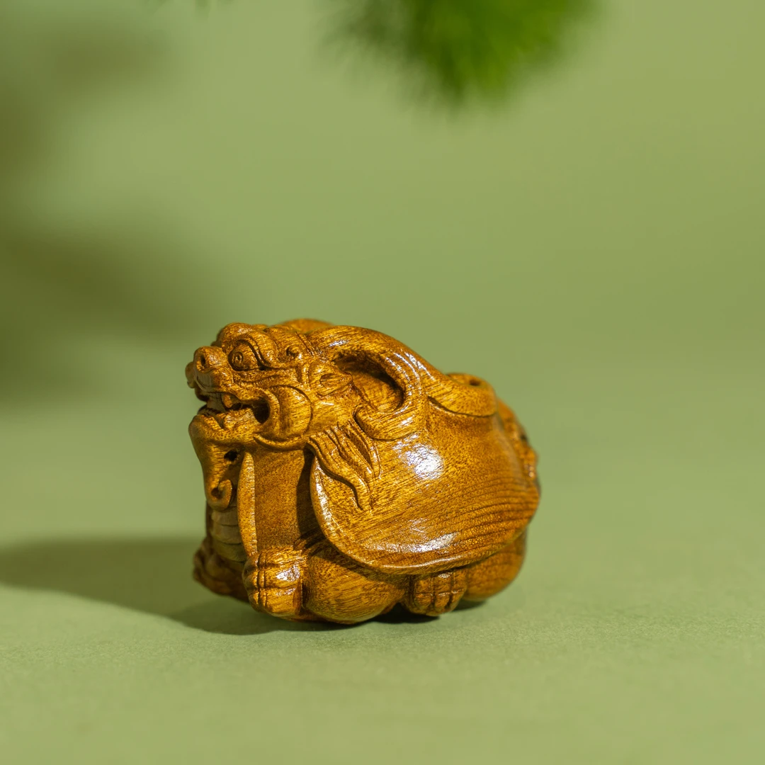 rongyi/蓉艺金丝楠阴沉木龙龟把玩件