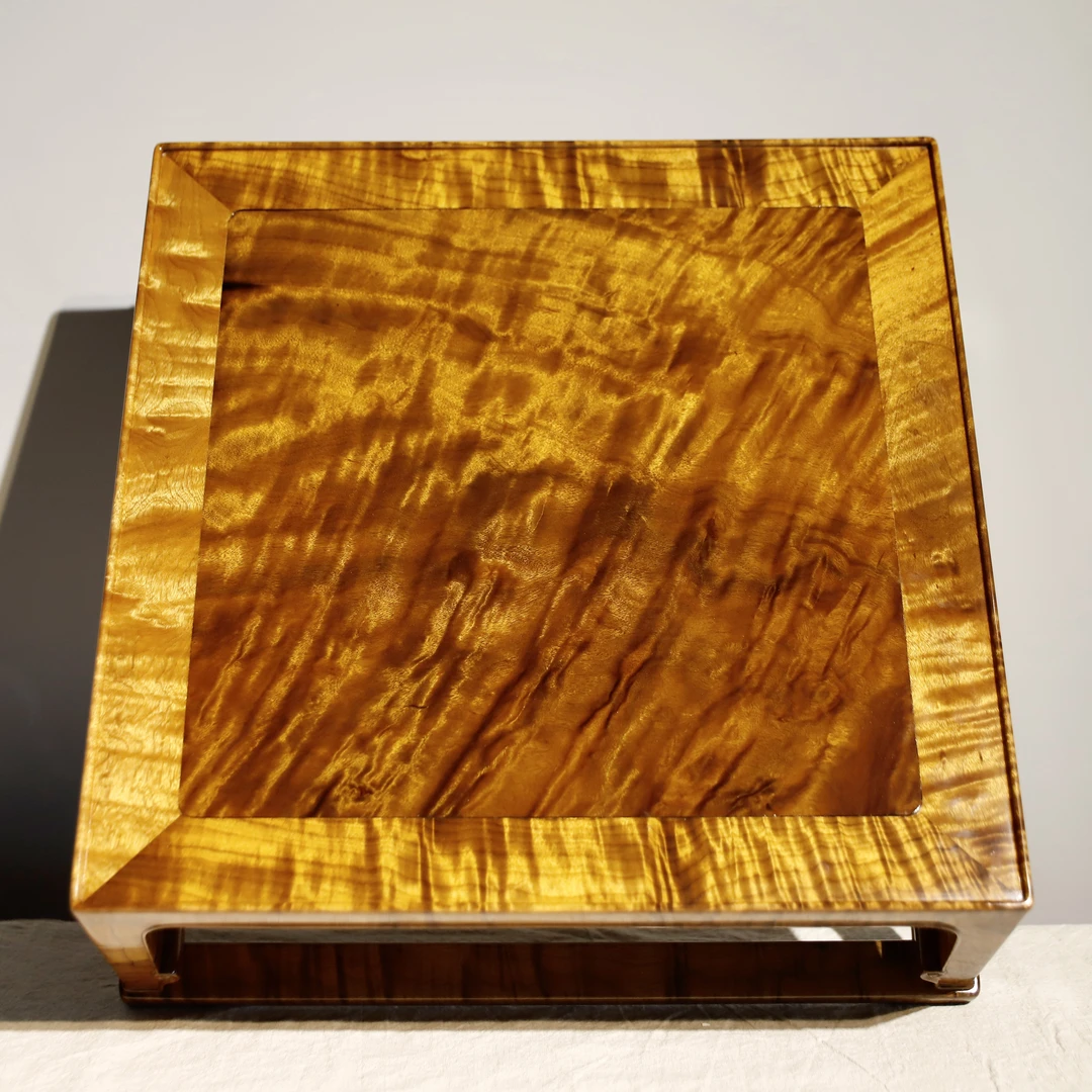 rongyi/蓉艺金丝楠阴沉木水波纹宋式简约炕几