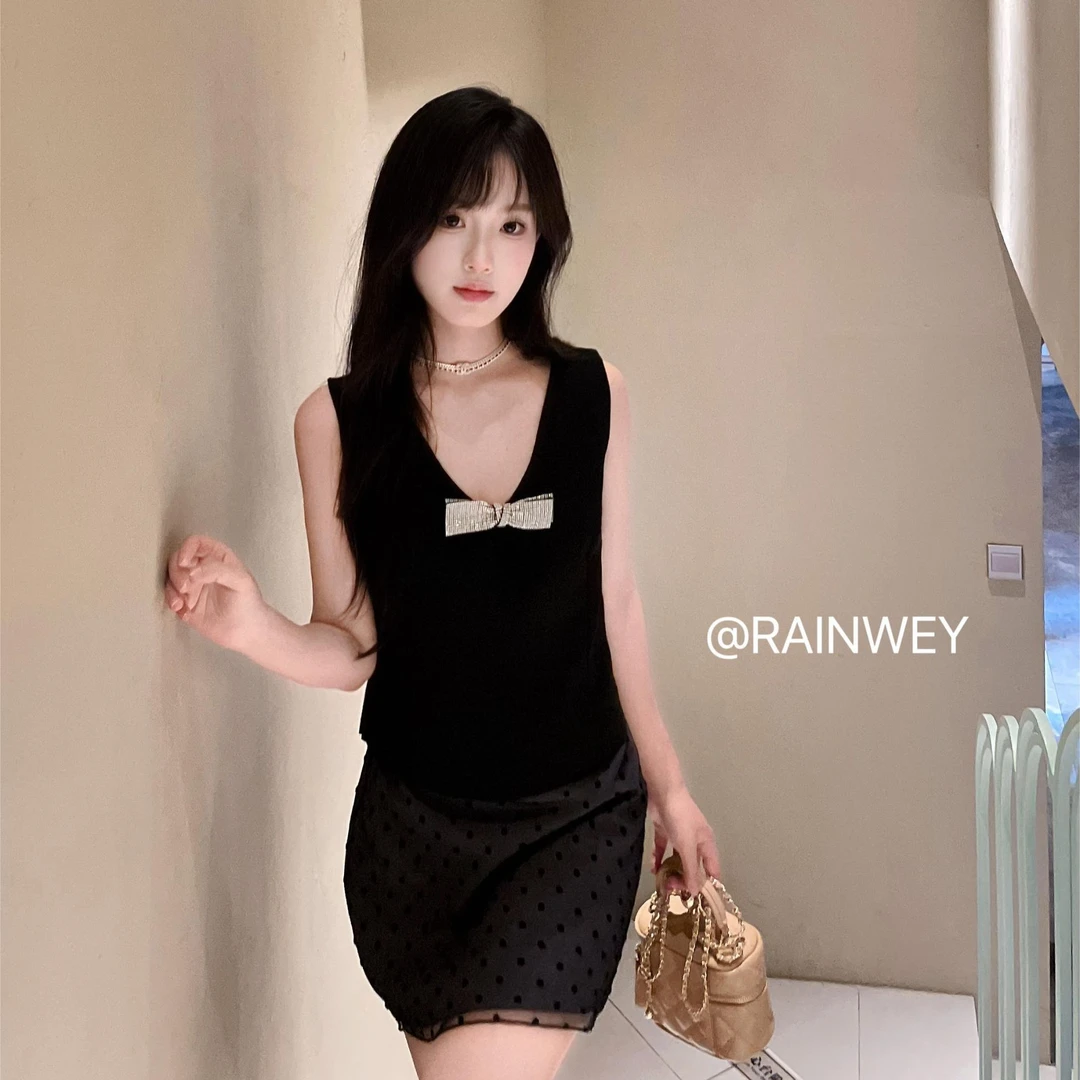 RAINWEY 黑色可拆卸钻石蝴蝶结胸针v领气质通勤百搭修身西装背心