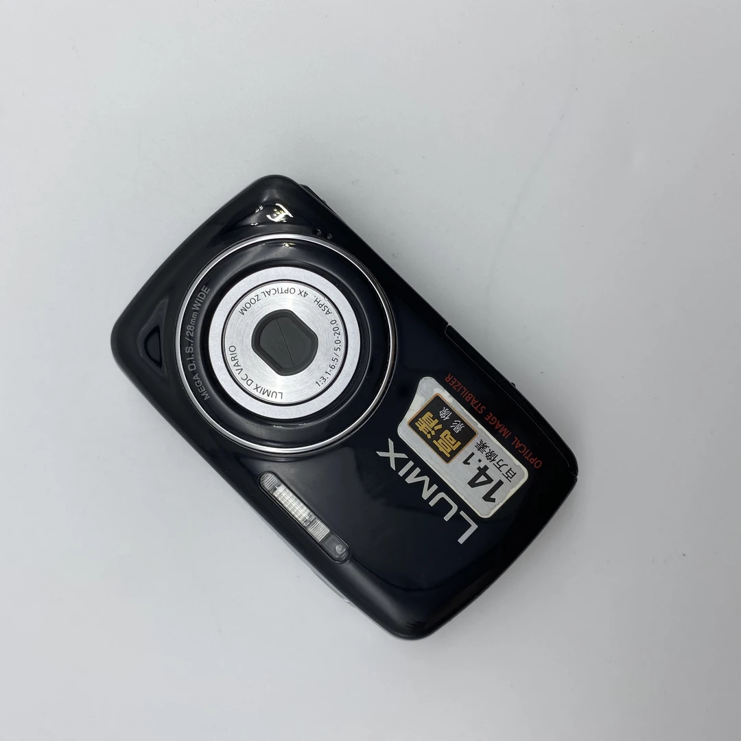 95新 Panasonic/松下 S3GK 1410万像素 4倍光学变焦 (no退no换)