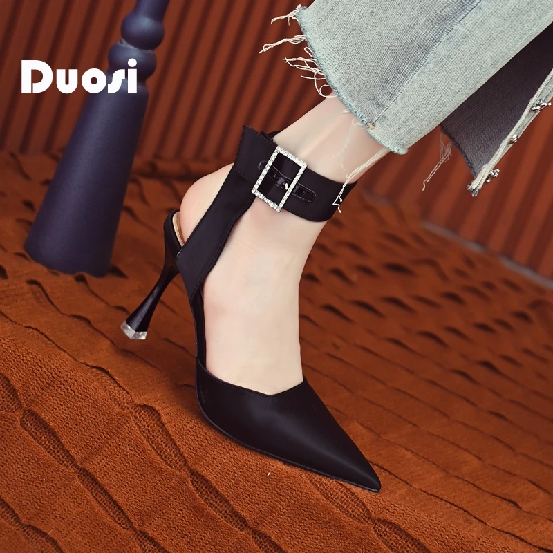 【DUOSI-1】8cm细跟晚会鞋女春夏一字扣尖头高跟鞋单鞋V6279