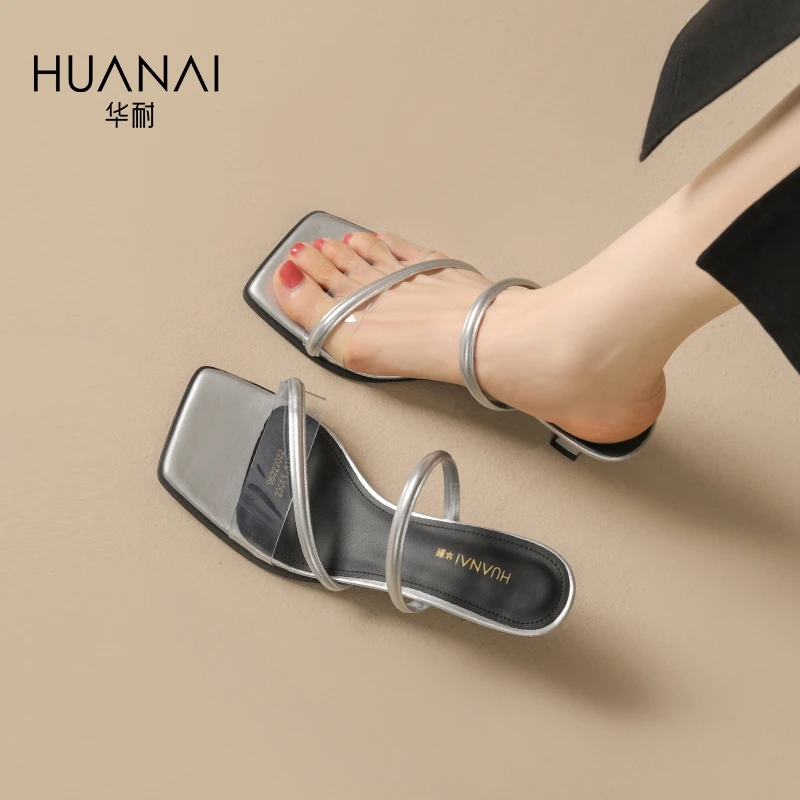 【老彭同学】华耐2024网红时尚方头凉鞋法式高跟仙女风外穿拖鞋