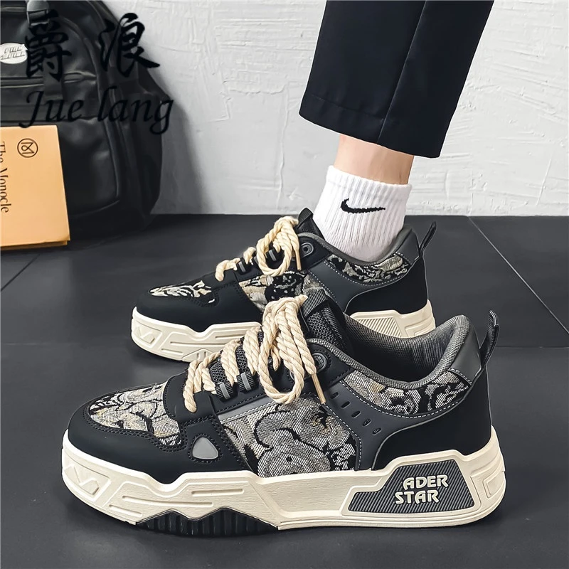 男鞋春季2025新款厚底运动休闲平板鞋中学生韩版原创百搭小众板鞋